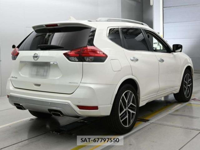 Nissan X-TRAIL 2017 8926290-1
