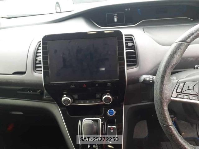 Nissan SERENA 2021 8921298-12