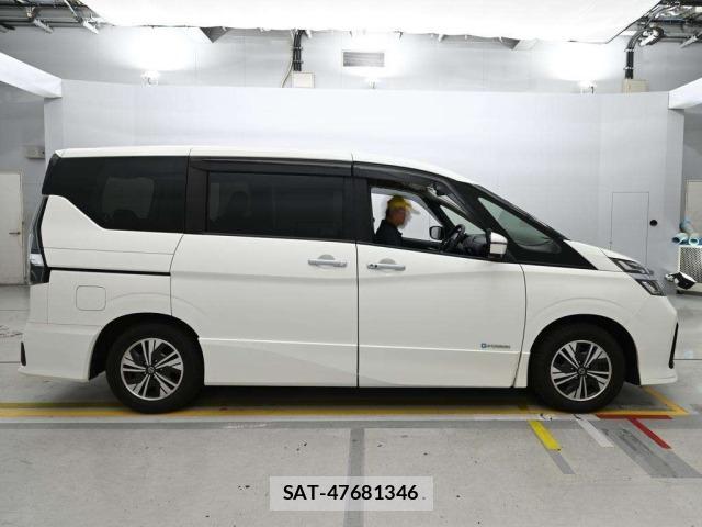 Nissan SERENA 2020 8921303-3