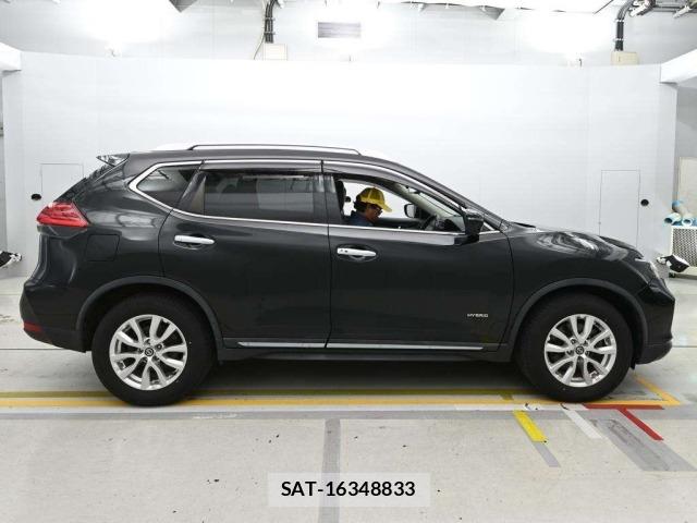 Nissan X-TRAIL 2018 8926309-3