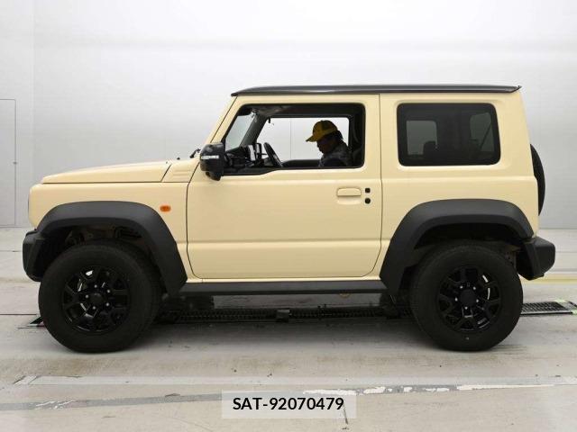 Suzuki JIMNY SIERRA 2025 8679199-4