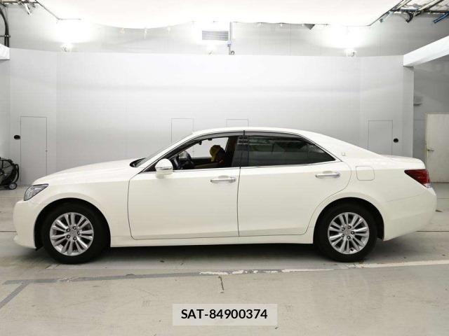 Toyota CROWN 2013 8937224-4