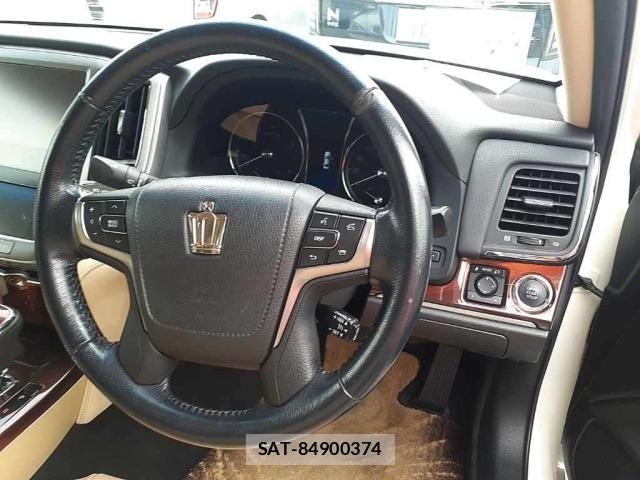 Toyota CROWN 2013 8937224-9