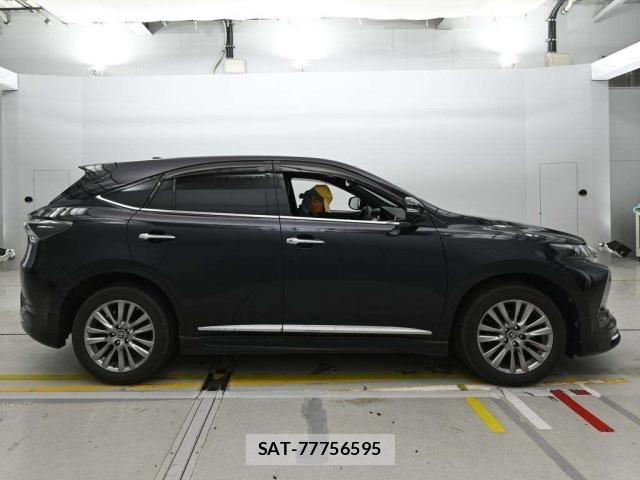 Toyota HARRIER 2016 8680431-3