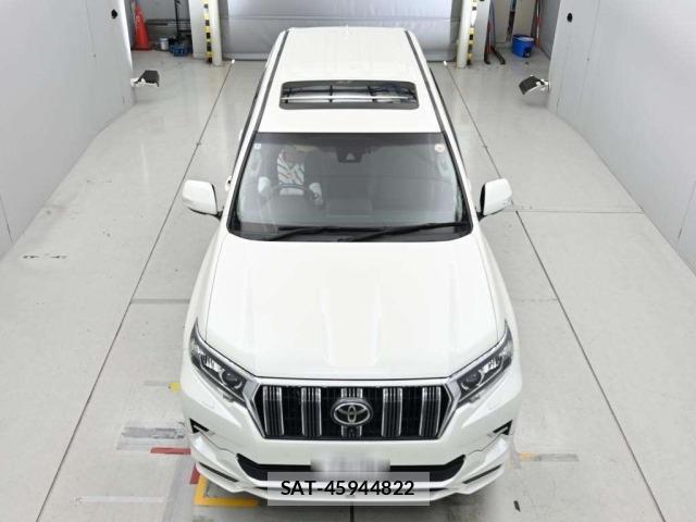 Toyota LAND CRUISER PRADO 2022 8906830-7