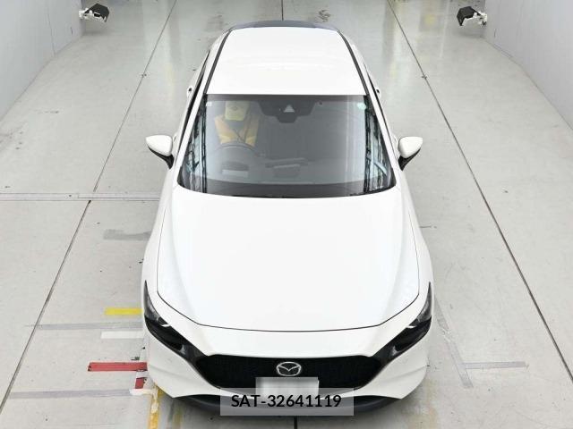 Mazda MAZDA3 2021 8689922-7