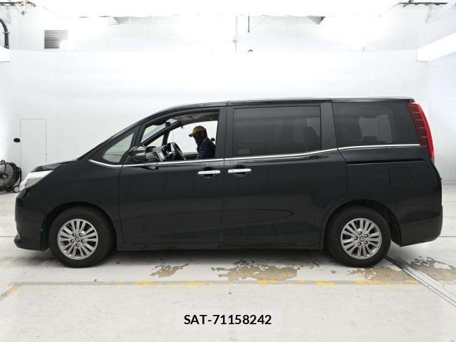 Toyota ESQUIRE 2016 8692548-4