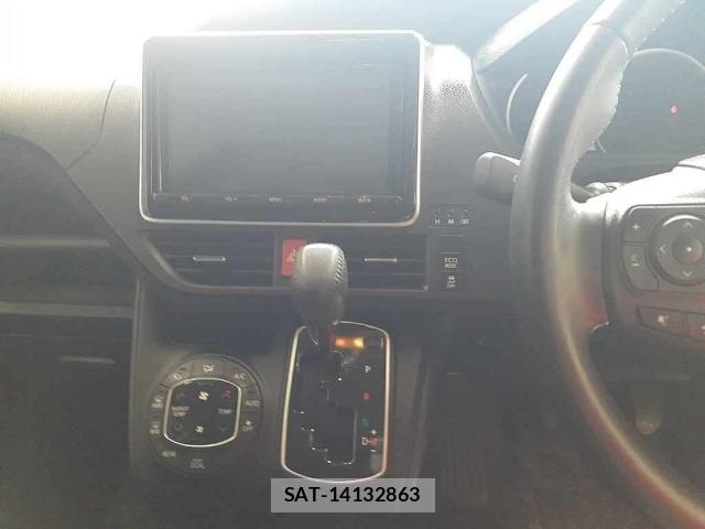 Toyota NOAH 2017 8870259-12