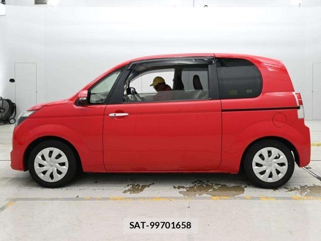 Toyota SPADE 2015 8772737-4