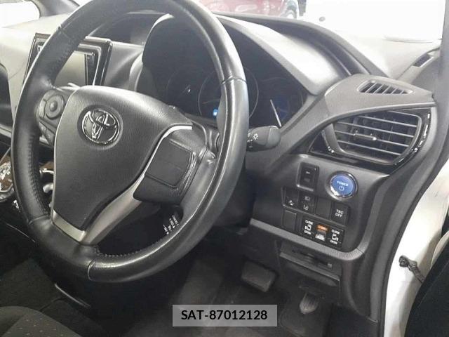 Toyota NOAH 2020 8683213-9
