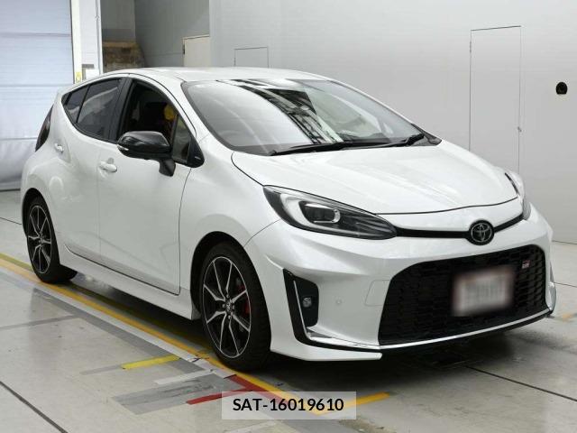 Toyota AQUA 2023 8682990-5