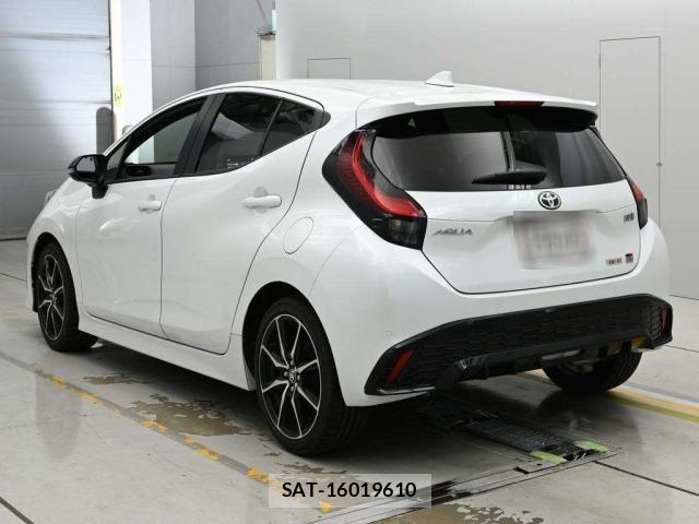 Toyota AQUA 2023 8682990-6