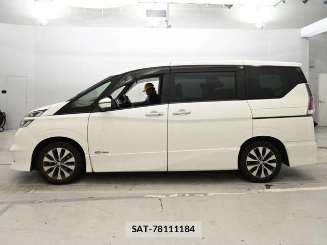 Nissan SERENA 2018 8773422-4
