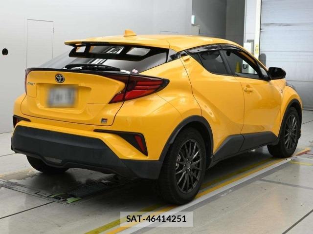 Toyota C-HR 2021 8684312-1