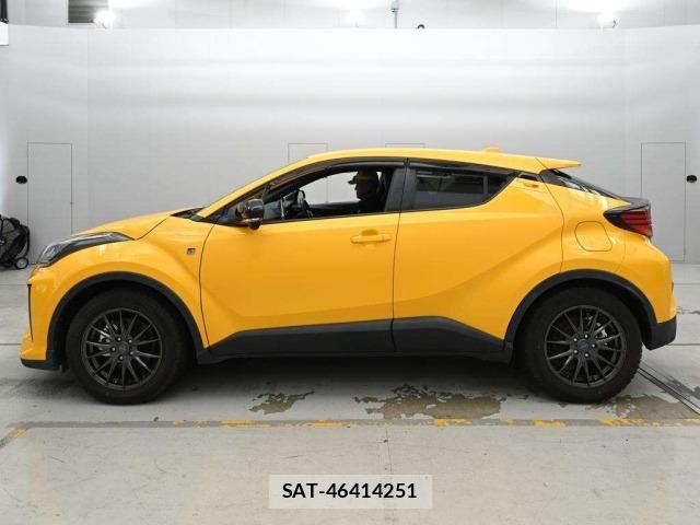 Toyota C-HR 2021 8684312-4