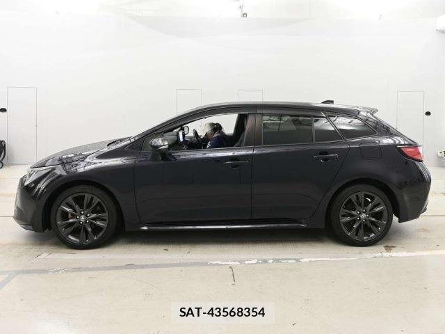 Toyota COROLLA TOURING 2021 8863311-4