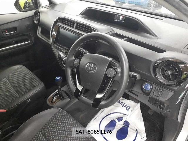 Toyota AQUA 2019 8682996-9