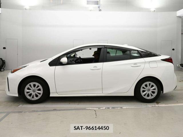 Toyota PRIUS 2021 8691985-4