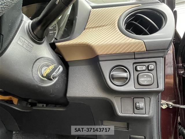 Toyota COROLLA AXIO 2013 8841467-5