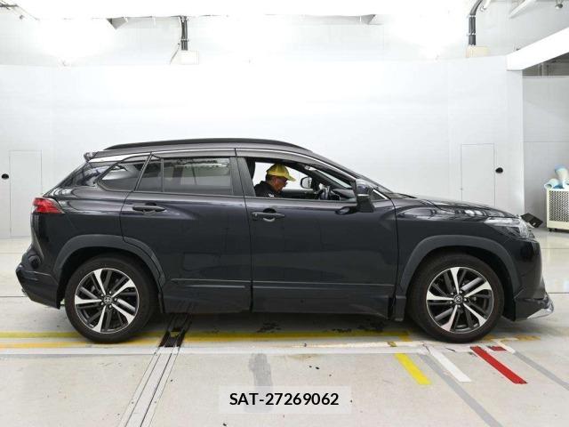 Toyota COROLLA CROSS 2021 8693183-3