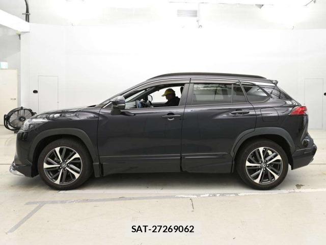 Toyota COROLLA CROSS 2021 8693183-4