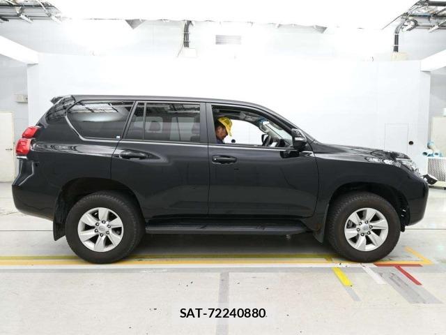 Toyota LAND CRUISER PRADO 2022 8692219-3