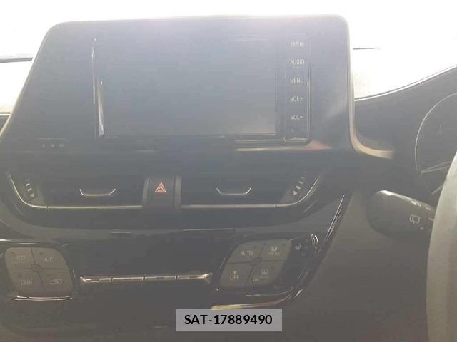 Toyota C-HR 2019 8862823-12