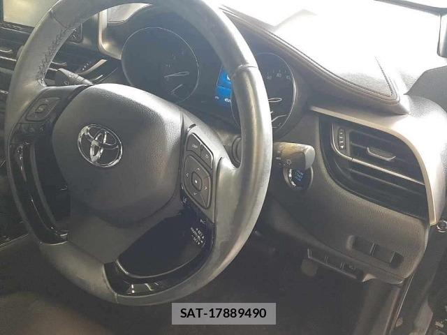 Toyota C-HR 2019 8862823-9
