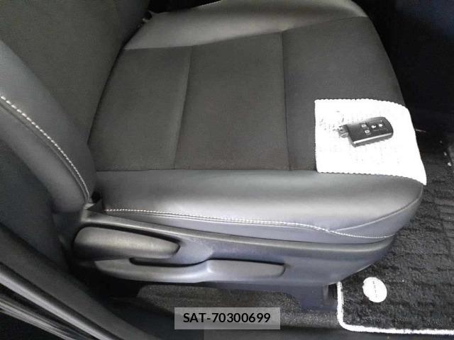 Toyota NOAH 2020 8683220-10