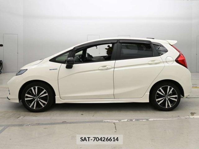 Honda FIT 2018 8862145-4