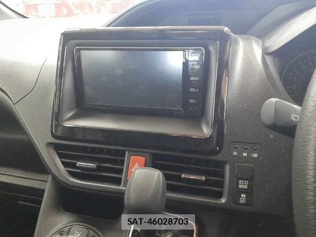 Toyota NOAH 2020 8683221-12