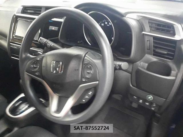 Honda FIT 2017 8862146-9