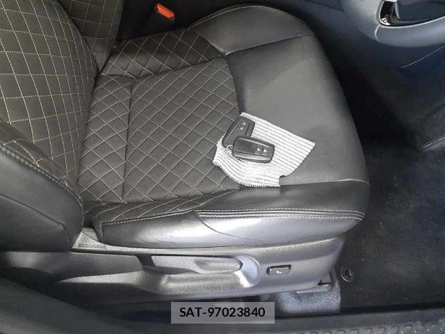 Toyota C-HR 2022 8862830-10
