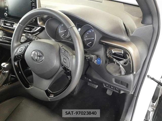 Toyota C-HR 2022 8862830-9