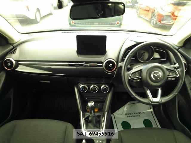 Mazda MAZDA2 2022 8909938-8