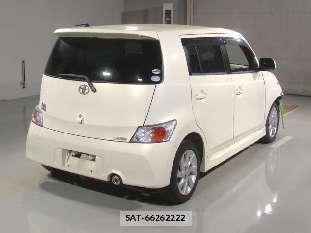 Toyota BB 2009 8803924-1