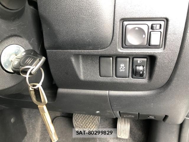 Nissan MARCH 2016 8718308-5