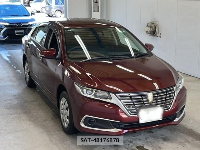 Toyota PREMIO 2018 8807496-4