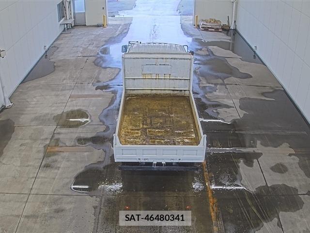 Isuzu FORWARD 2005 8823657-3