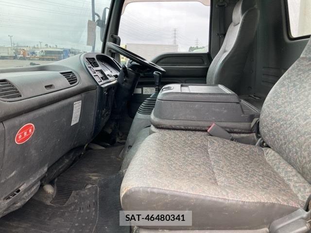 Isuzu FORWARD 2005 8823657-5
