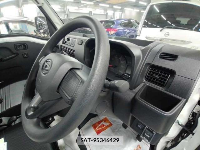 Daihatsu HIJET TRUCK 2025 8689112-9