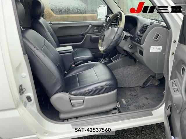 Suzuki JIMNY 2000 8931689-4