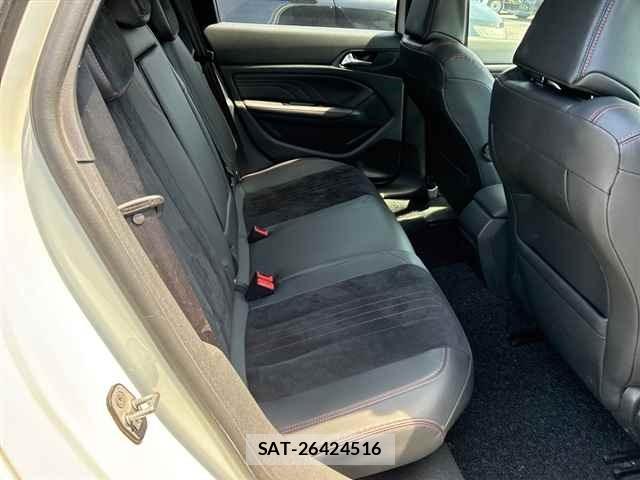 Peugeot 308 2017 8721888-8