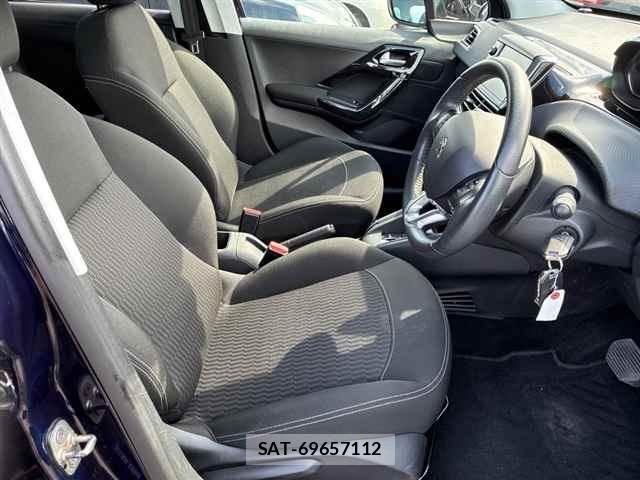 Peugeot 208 2017 8852339-7
