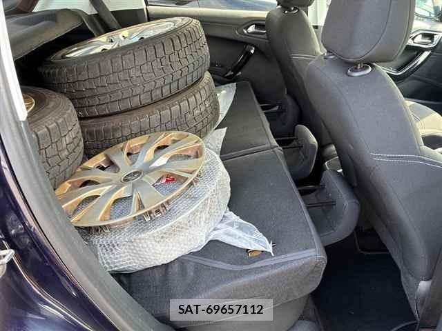 Peugeot 208 2017 8852339-8