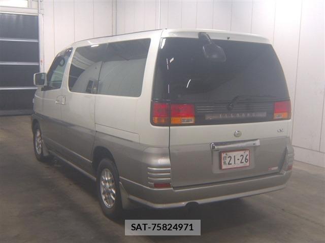 Nissan ELGRAND 2000 8908927-1