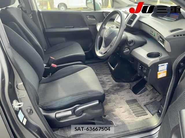 Honda FREED 2011 8775208-4