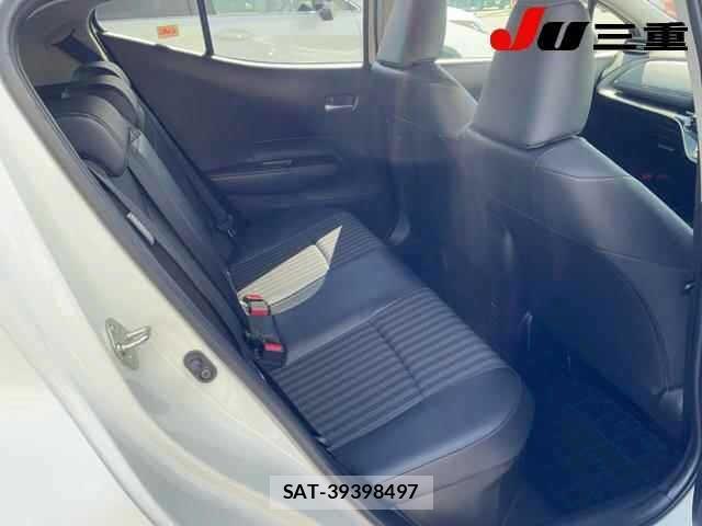 Toyota AQUA 2021 8862354-5