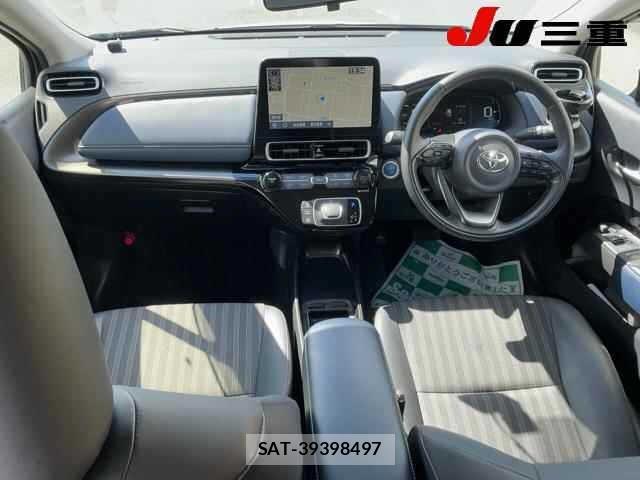 Toyota AQUA 2021 8862354-8