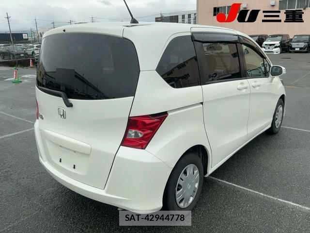 Honda FREED 2009 8775209-6